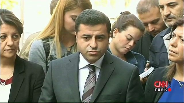 Demirtaş: Bu ülkede tutuklanmamanın garantisi canlı bomba olmak