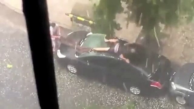 Как защитить машину от града)
