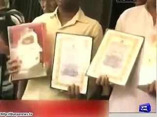 Anupam Kher Defending Modi and talking against Pakistan