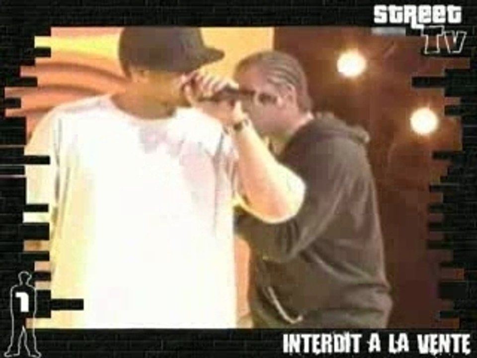 Joeystarr - Lache pose ton gun (live)