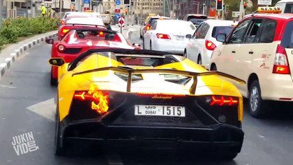 Lamborghini Catches Fire (Yanıyor)