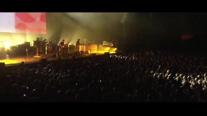 Noel Gallagher In the Heat of the Moment (Subtitulada)