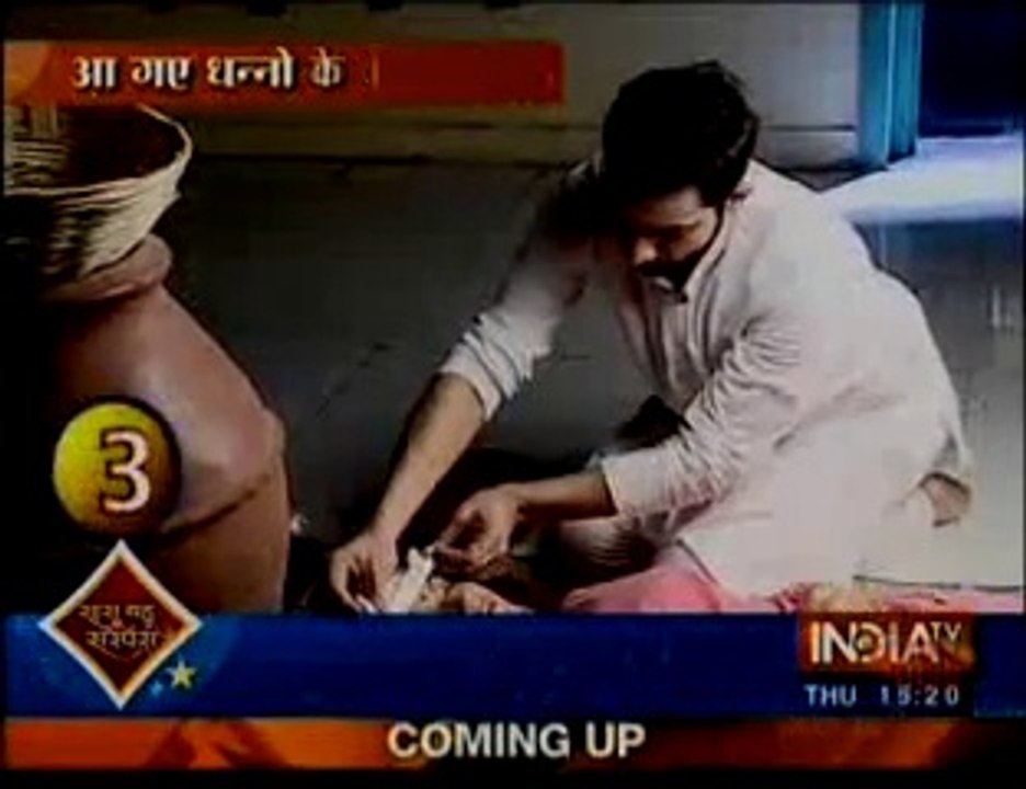 Gaytri Jooj RAhi hai Zindagi aur Maut ke Beech jis se Ranaji ki Aankhon mein Aaye Aanso - 15th October 2015 - Ek Tha Raja Ek Thi Rani