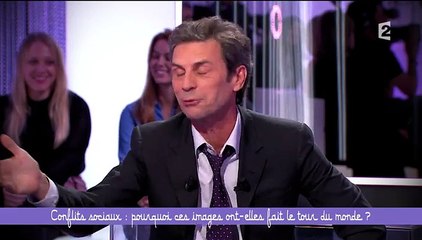 La violence des riches 2-Ce soir (ou jamais !) - La photo du DRH d'Air France, chemise arrachée, a fait le tour du monde_France 2_2015_10_09_22_30