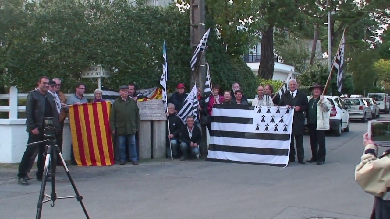 Rassemblement de soutien au Président catalan Artur Mas - La Baule