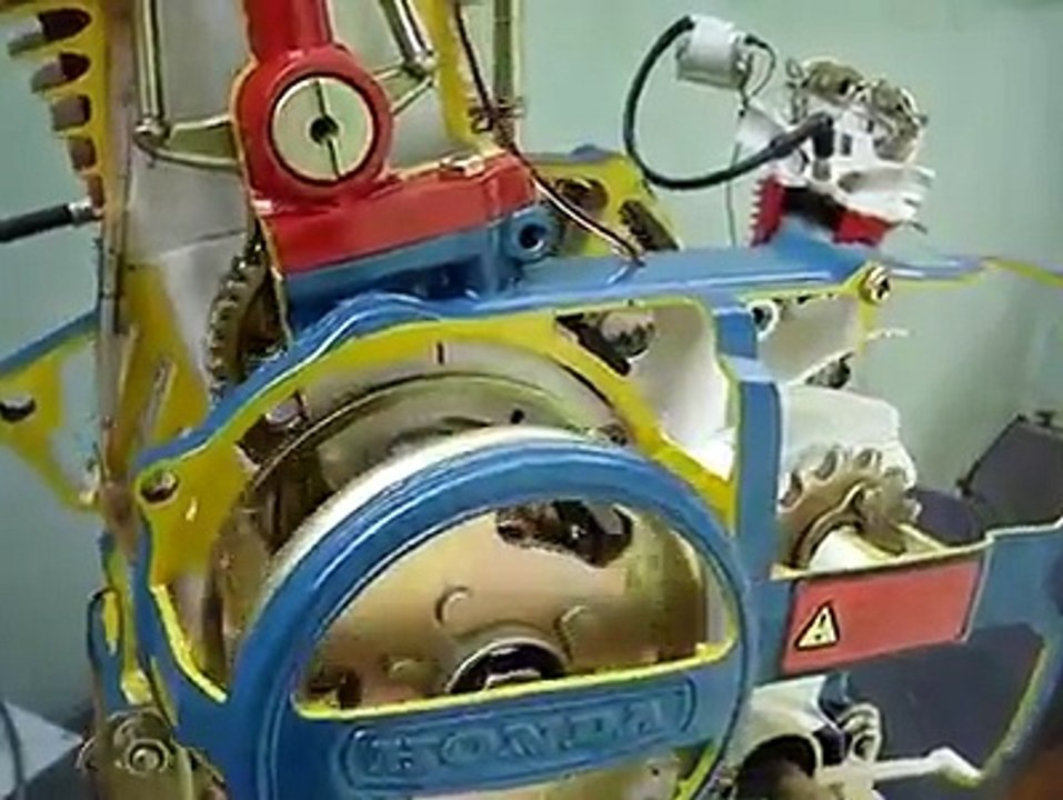 CG125 engine working