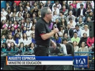 1600 docentes participan en la construcción del plan decenal