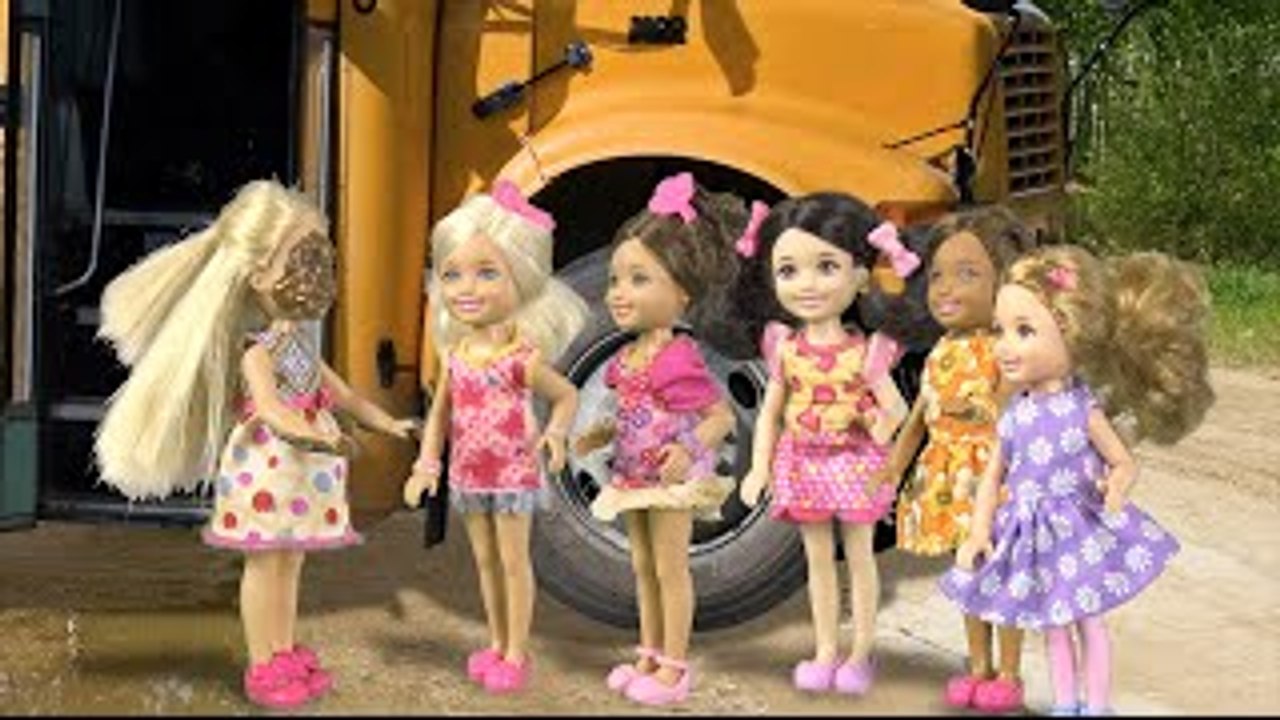 Barbie - School Camp