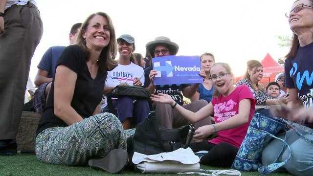 هيلاري كلينتون تتعهد مواصلة جهود اوباما للاصلاح في مجال الهجرة