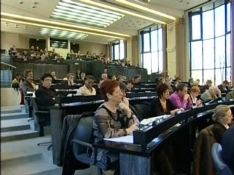 Ségolène Royal remet l'UMP à sa place