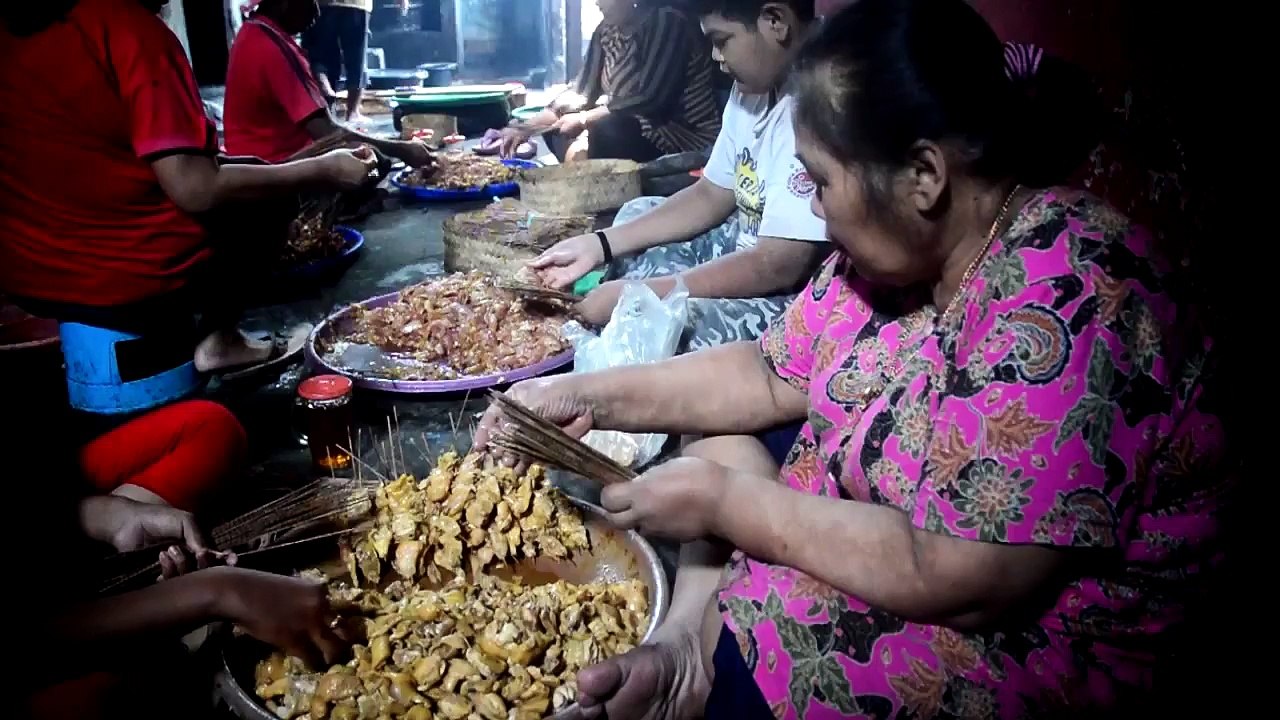 SATE AYAM PONOROGO