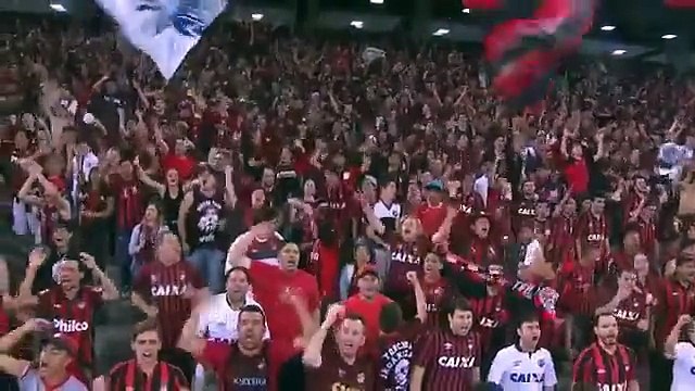 Pereirinha entra aos 80 e marca Golaço contra Cruzeiro, segundos depois.