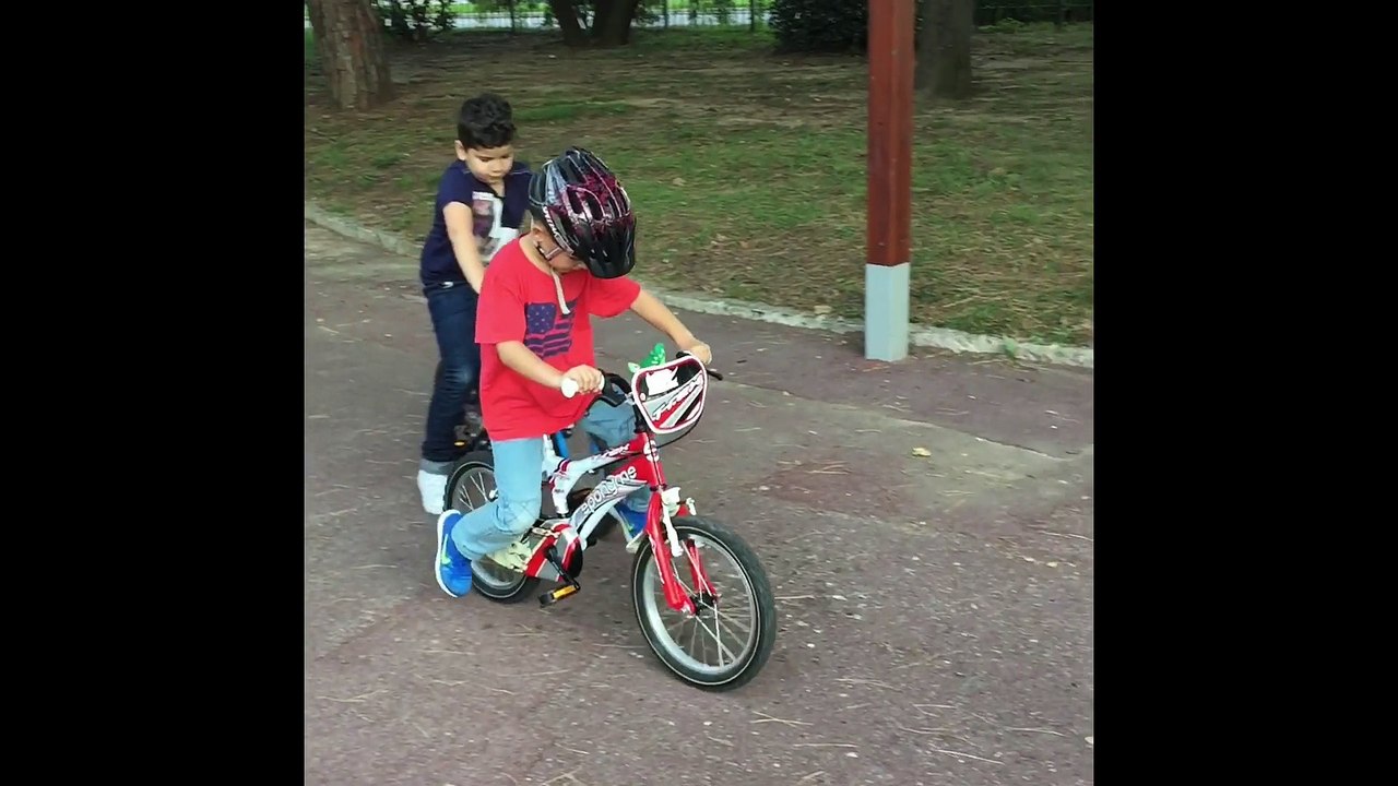 Premiers coups de pédales