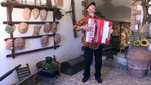 A TUTTO VINO (Polca) musica di Gianni Mirizzi Fisarmonica Accordion Accordeon Acordeao Akkordion