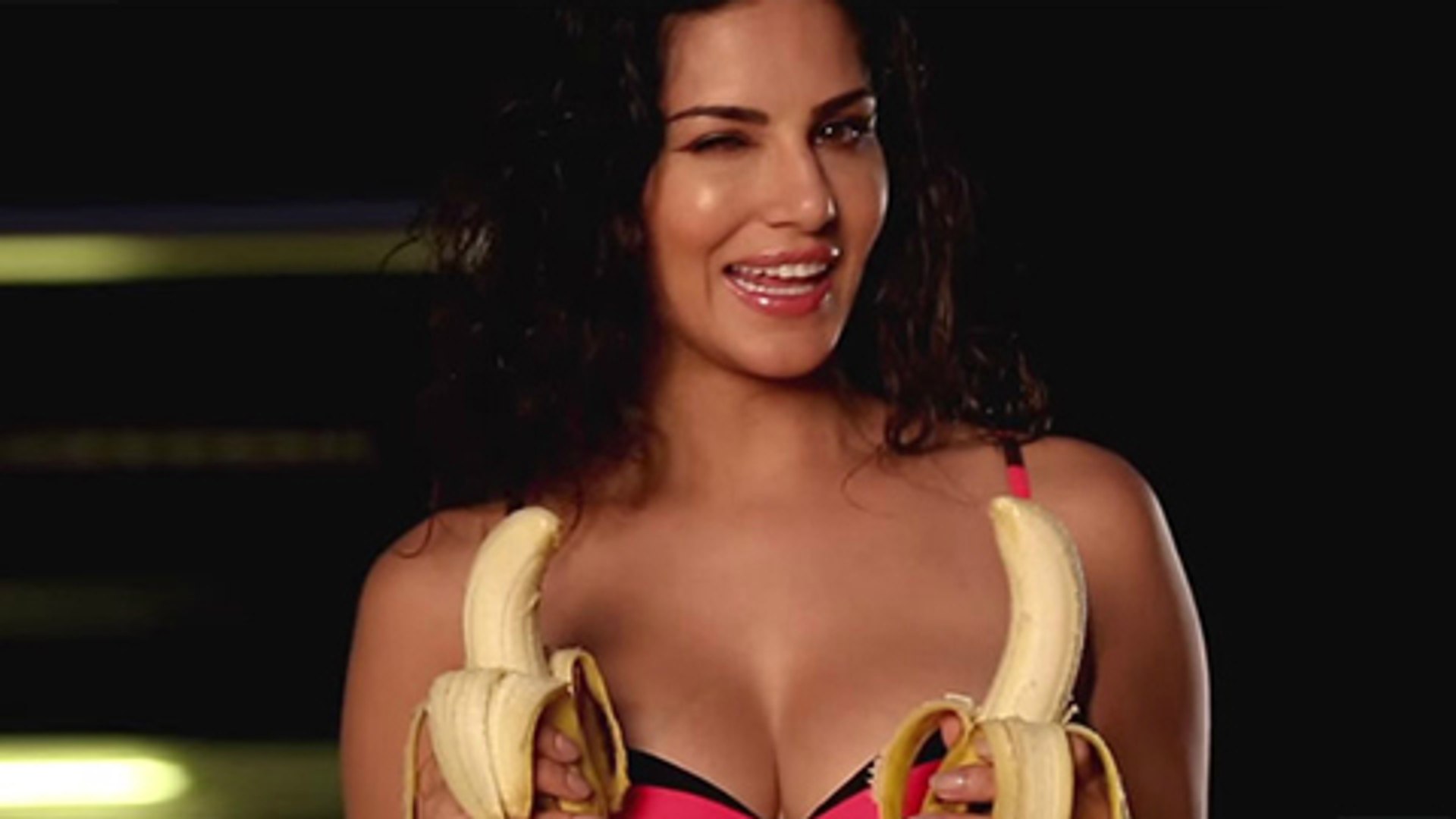 Sunny Leone HOT Film To Release In December 2015 - video Dailymotion