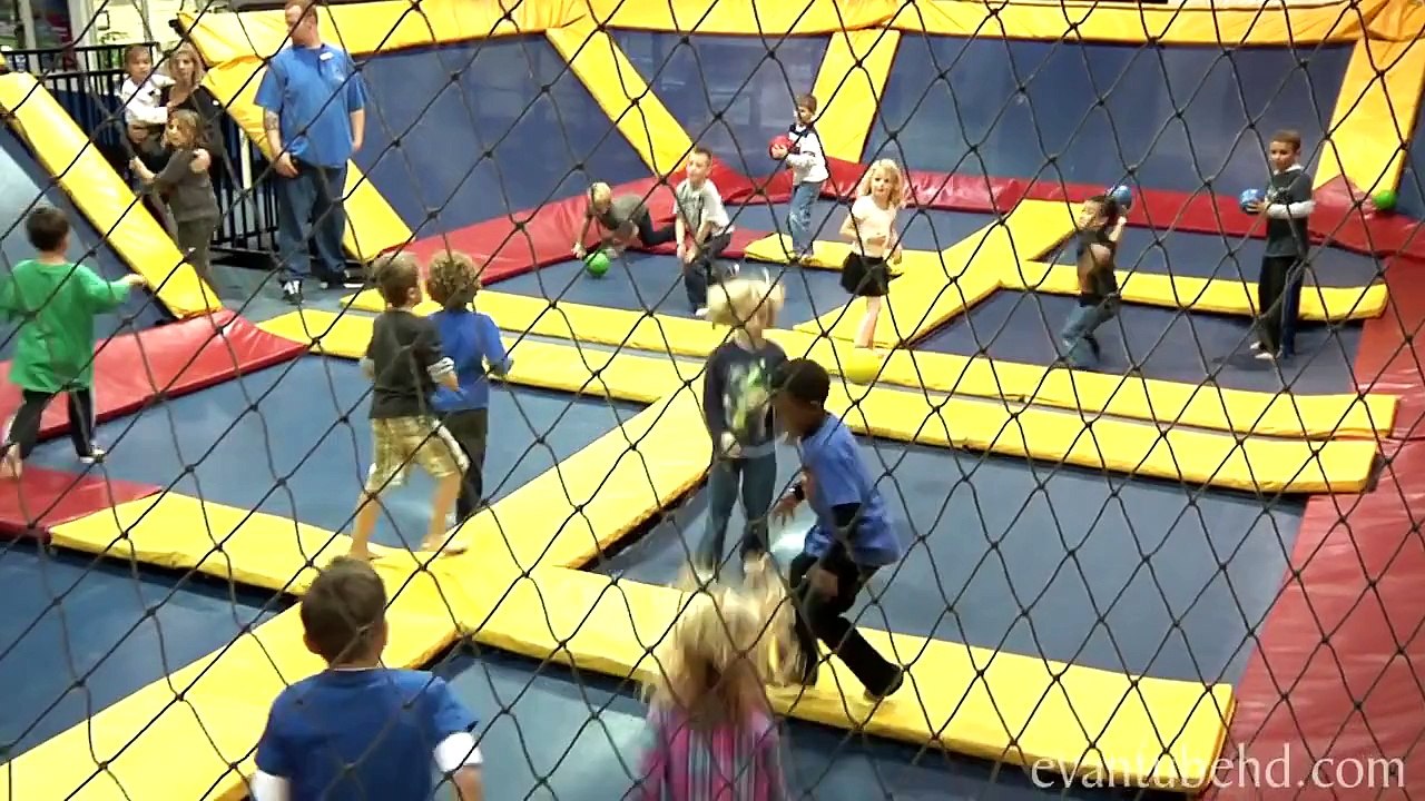 SKY HIGH SPORTS The Trampoline Place: Evans 7th Birthday EPIC FOAM PIT!