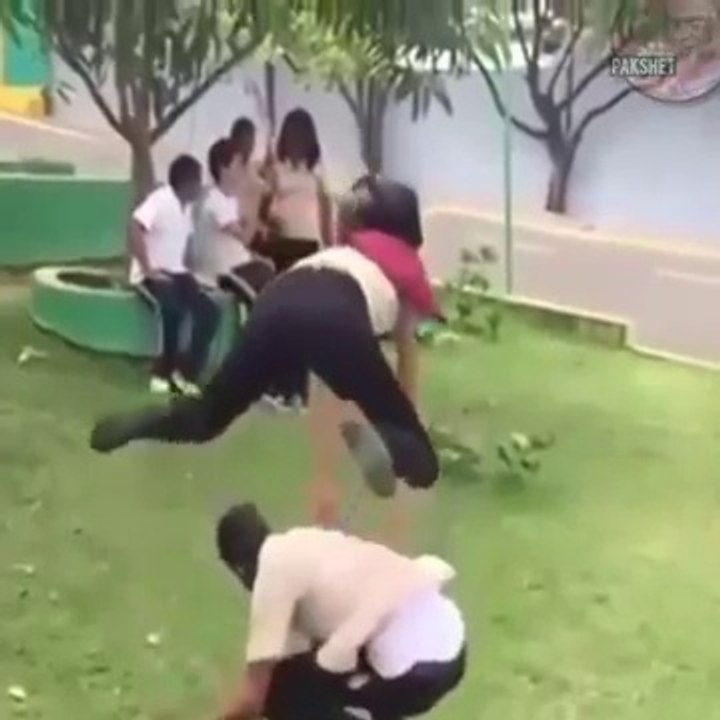 Funny  cute girl fail!!
