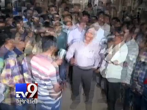 Rajkot - Distressed by husbands death, woman kills self, two kids - Tv9 Gujarati