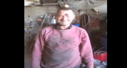 Oeuf en équilibre sur la tête