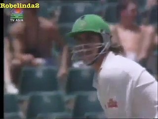 Savage Srinath inflicts brutal eye injury on Meyrick Pringle 1992 JAVAGAL SRINATH DEMON