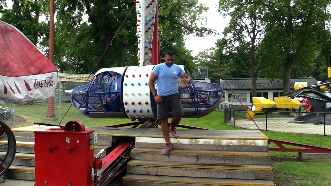 Roll-O-Plane off-ride HD Arnolds Park - video Dailymotion