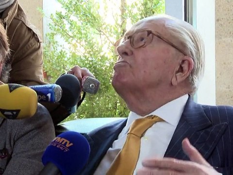 Régionales PACA: Jean-Marie Le Pen se rallie à sa petite-fille