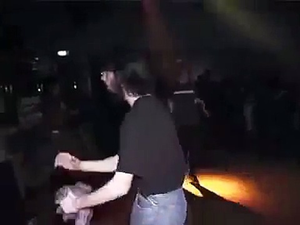 Karate Dancing To Offspring