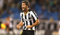 Relembre gols do uruguaio Navarro pelo Botafogo