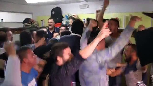 Jogadores do Villanovense festejam sorteio da Copa do Rei que colocou o Barcelona como adversário