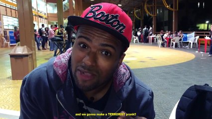 PEGADINHA:Bomba no Banheiro (bomb in the bathroom Prank)