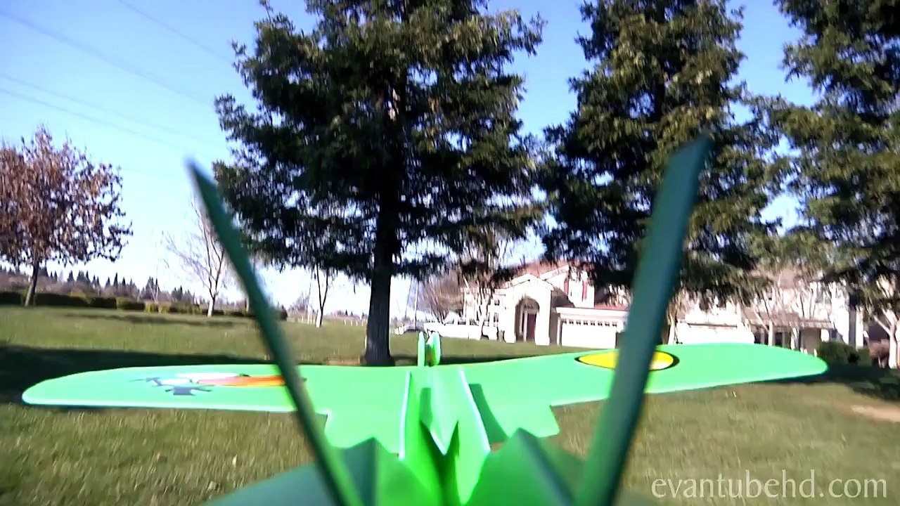 ATTACK of the Angry Birds SUPER LOOPER Boomerang Bird Plane! + EPIC FAILS!!!