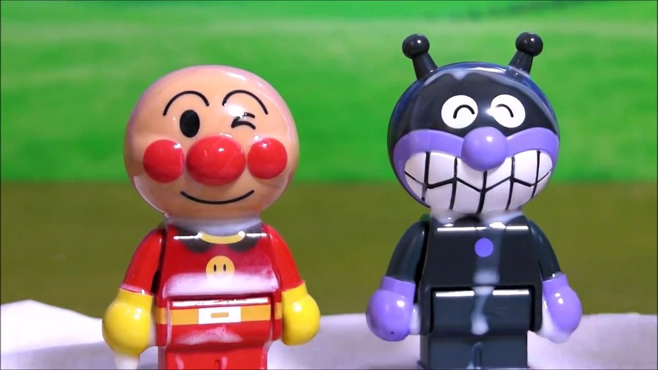 アンパンマン アニメ ミルクのようなけしょう水！？ おもちゃ 映��