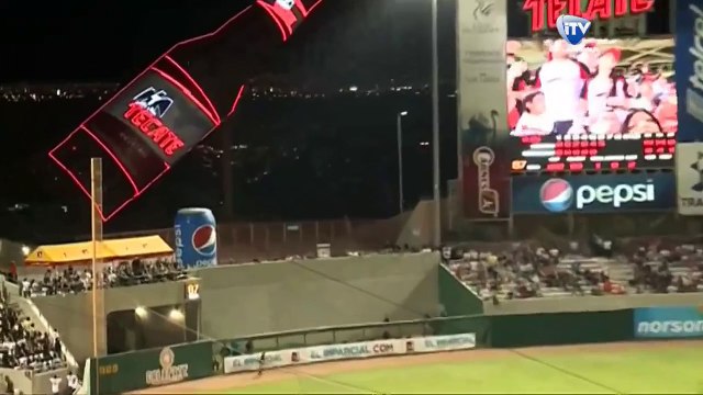 HomeRun de Jose Amador (1) de Naranjeros de Hermosillo