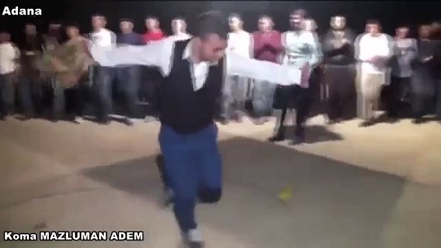 Luces de jóvenes turcos en la boda! Danza turca!