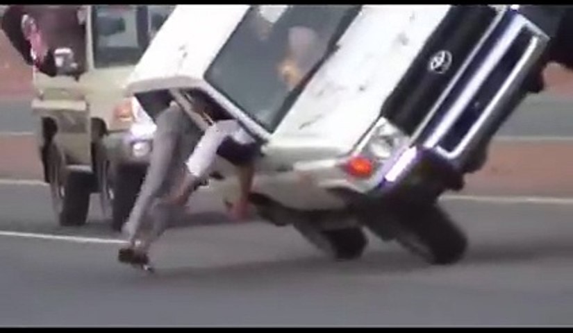 Super stunt Car Wheeling Video
