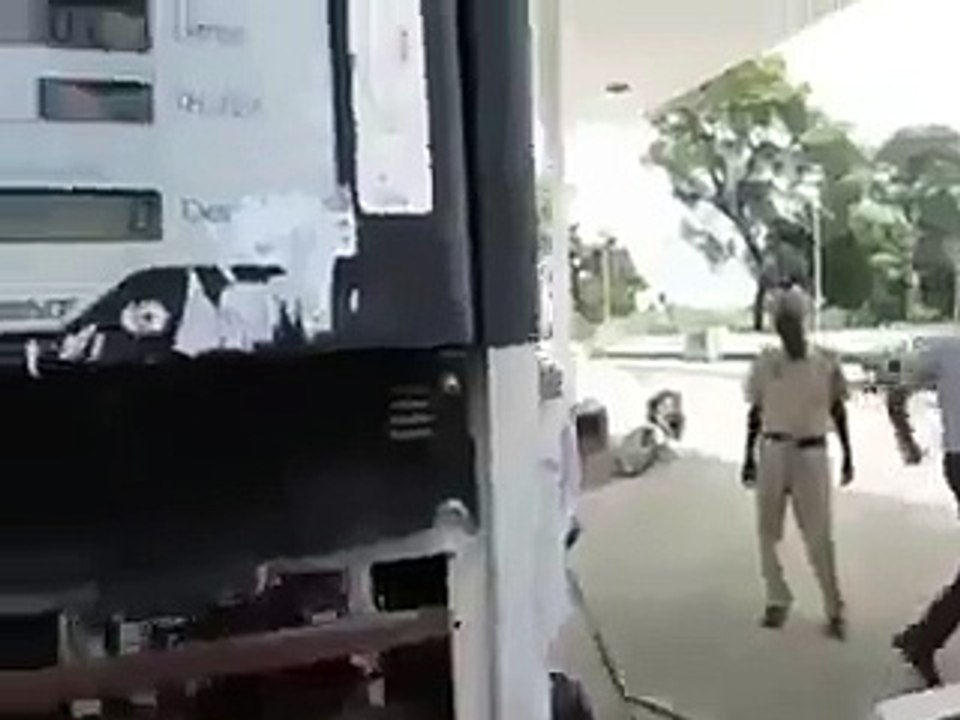 petrol pump walon ki do numberi dekhain