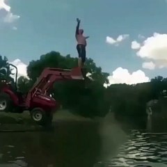 طاح في البحيرة