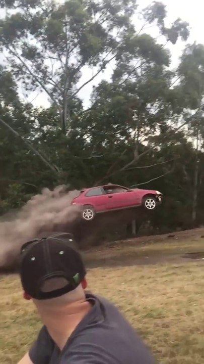 So crazy car stunt - Insane jump