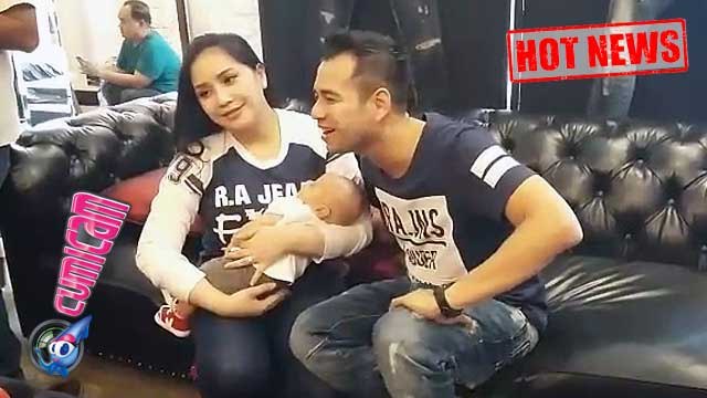 Ultah Setahun Nikah, Raffi Beri Suprise Romantis Untuk Nagita - Cumicam 17 Oktober 2015