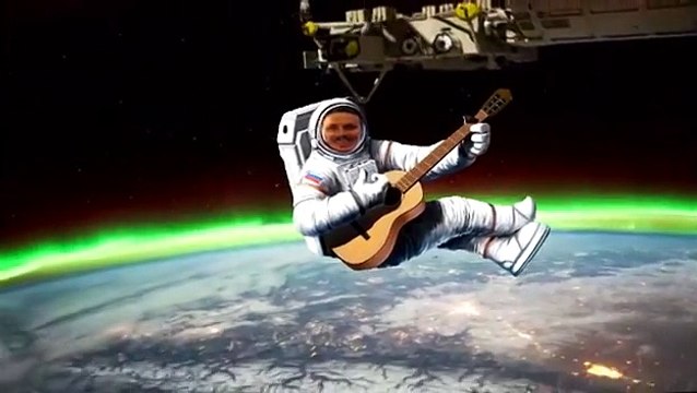 Симонов начинает трансляцию