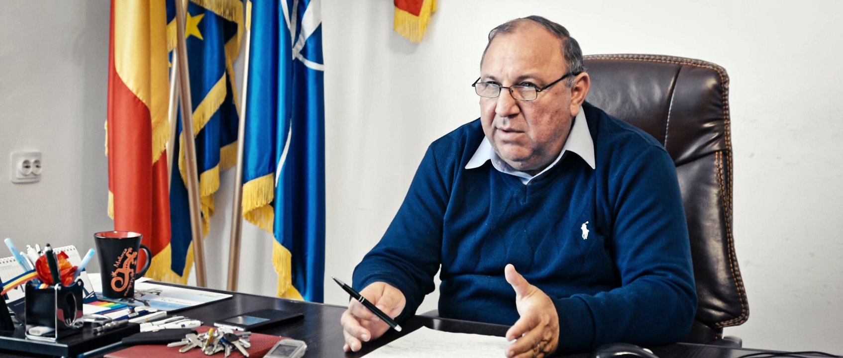 AGORA MEDIA | Primarul Laurenţiu Tör şi "duetul" apă-canal în comuna Luna