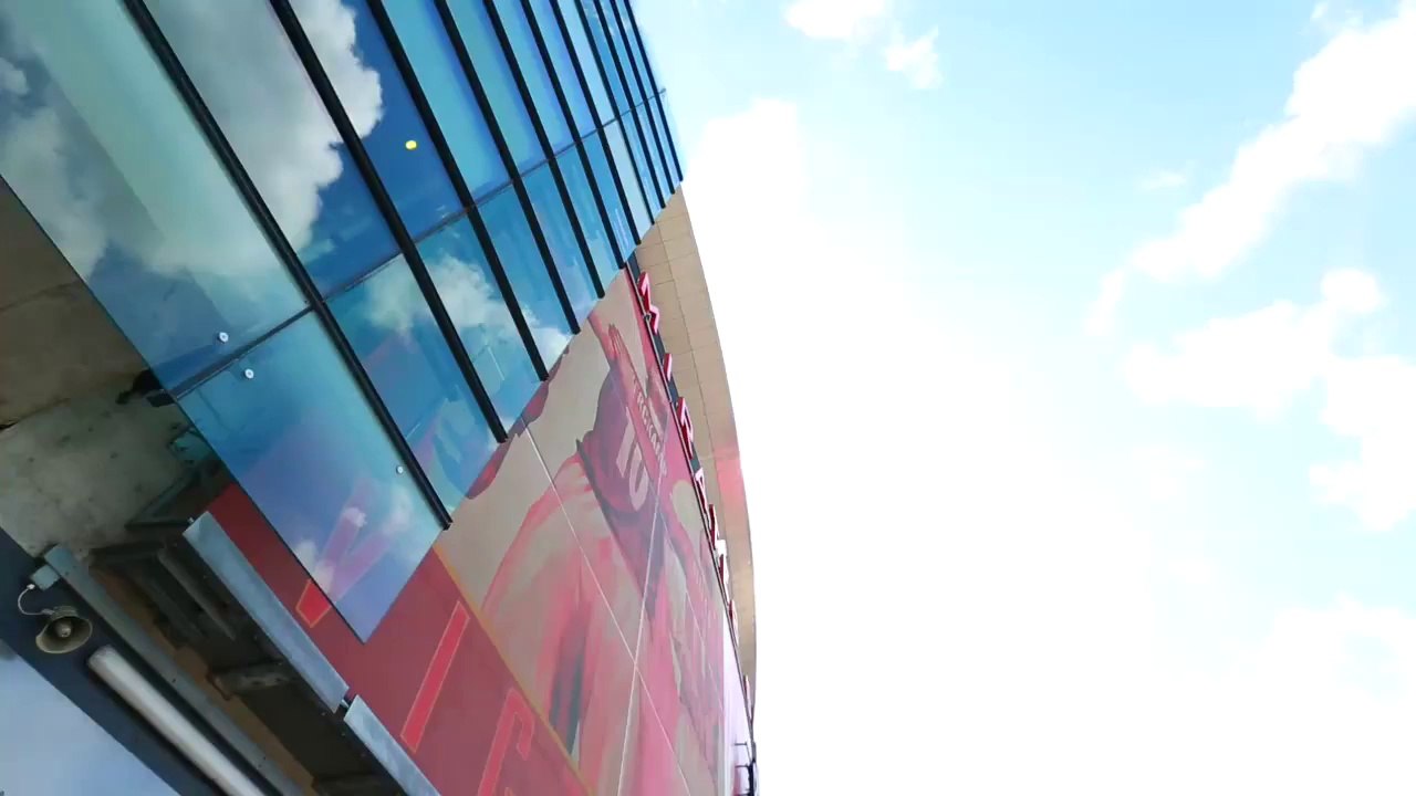 Emirates-Arsenal video for Pakistani fans proposed by APR becomes social media sensation!