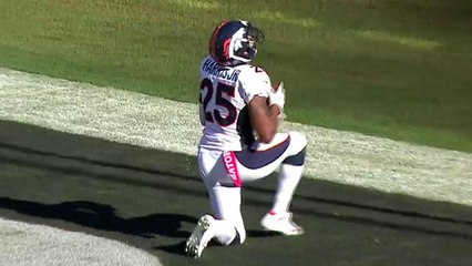 Broncos Chris Harris Jr. intercepts pass for TD