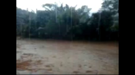 Chuva em Vila Pontões, região rural de Afonso Cláudio