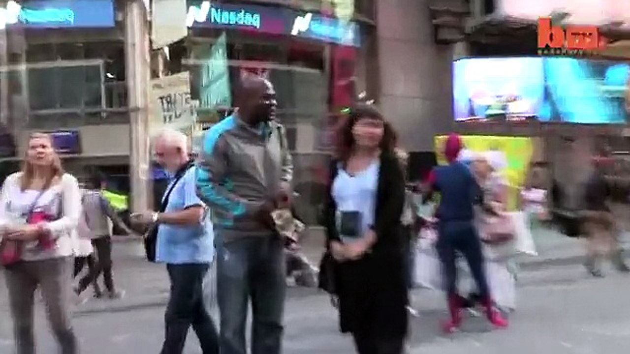 Corset Enthusiast Shrinks Her Waist To An Extreme 16 Inches-copypasteads.com