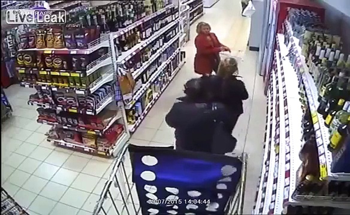 LiveLeak.com Girls in panties hid bottles of alcohol Theft in supermarket