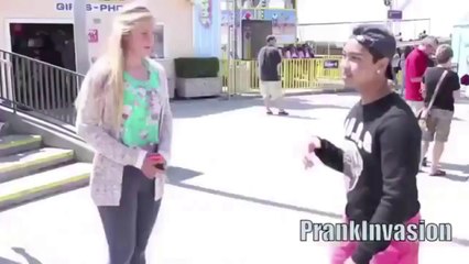 Top 3 Beijos com pegada beijando mulheres gostosas HD/HQ Top 3 Best Kissing Pranks Sexy Of