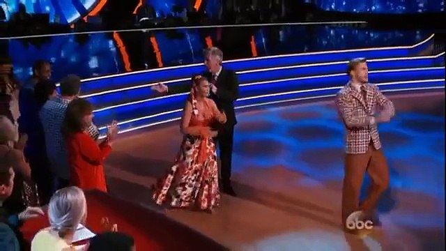 Bindi Irwin & Dereks Quickstep Dancing With The Stars Week 3 (DWTS Season 21)