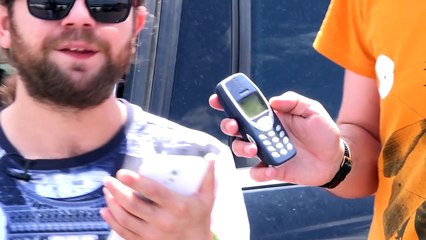 Nokia 3310un Üzerinden Arabayla Geçtik