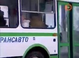 Otobüste Hamile kadına yer vermeyen genç adamı bekleyen kötü sürpriz